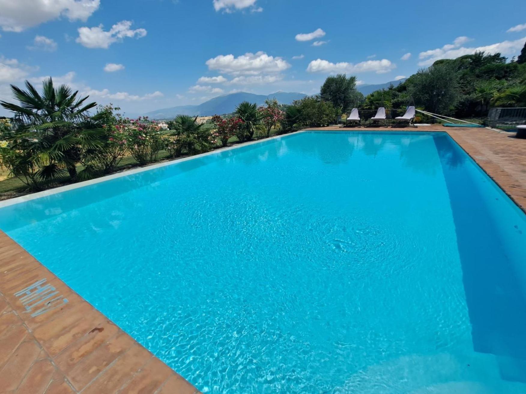 Maison d'hôtes Spoleto By The Pool Extérieur photo